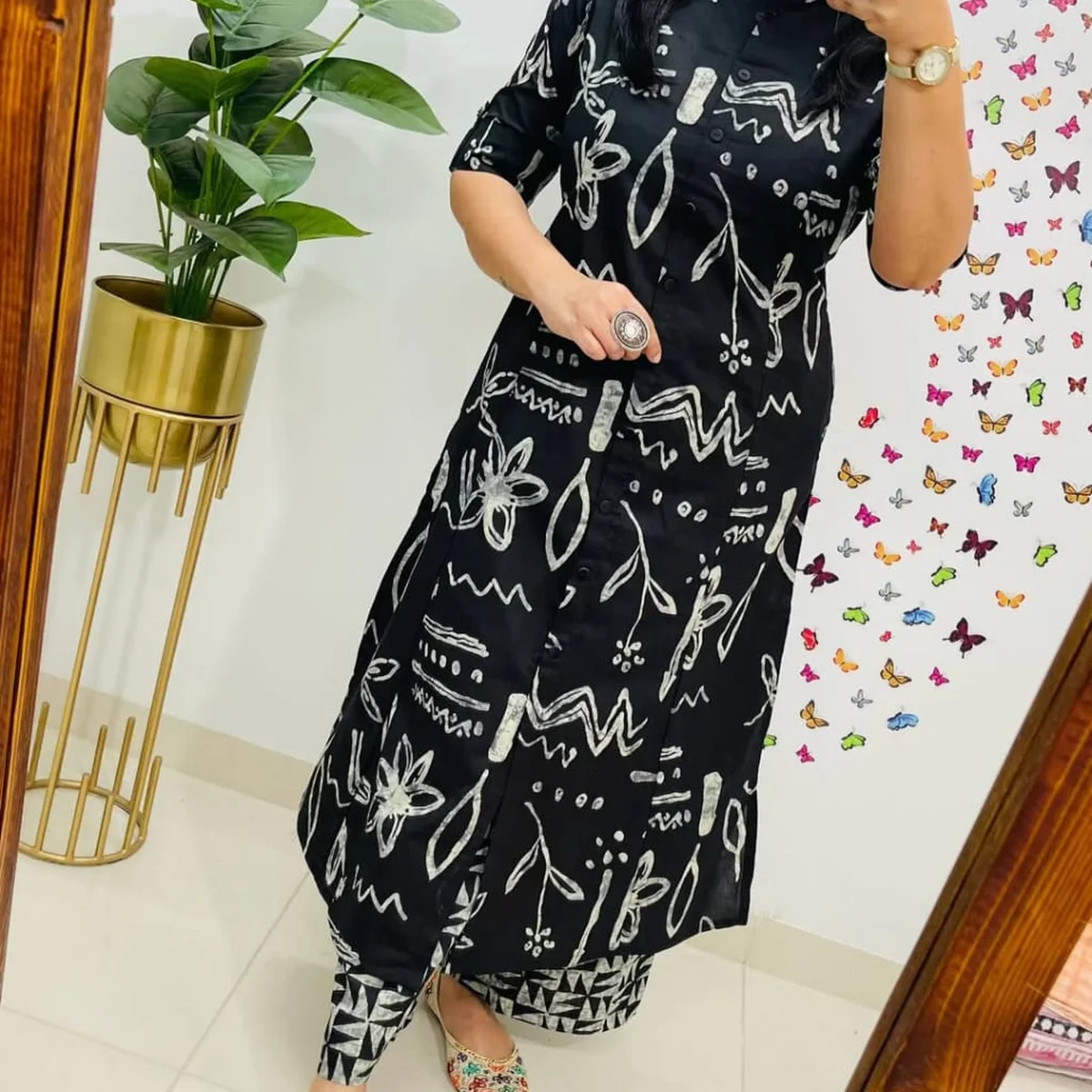 Black Indian Pakistani Floral Straight Aline Co Ord Salwar Kameez Kurti Pant Set for Women image 1
