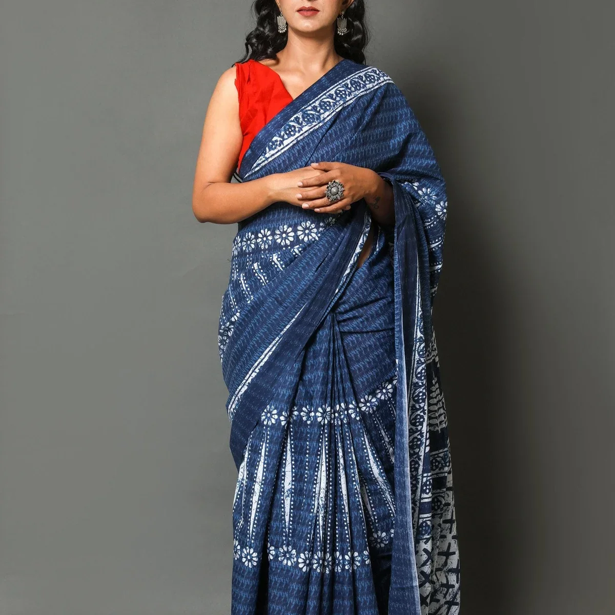 Indigo Floral Block Print Mul Cotton Saree with Unstitched Blouse