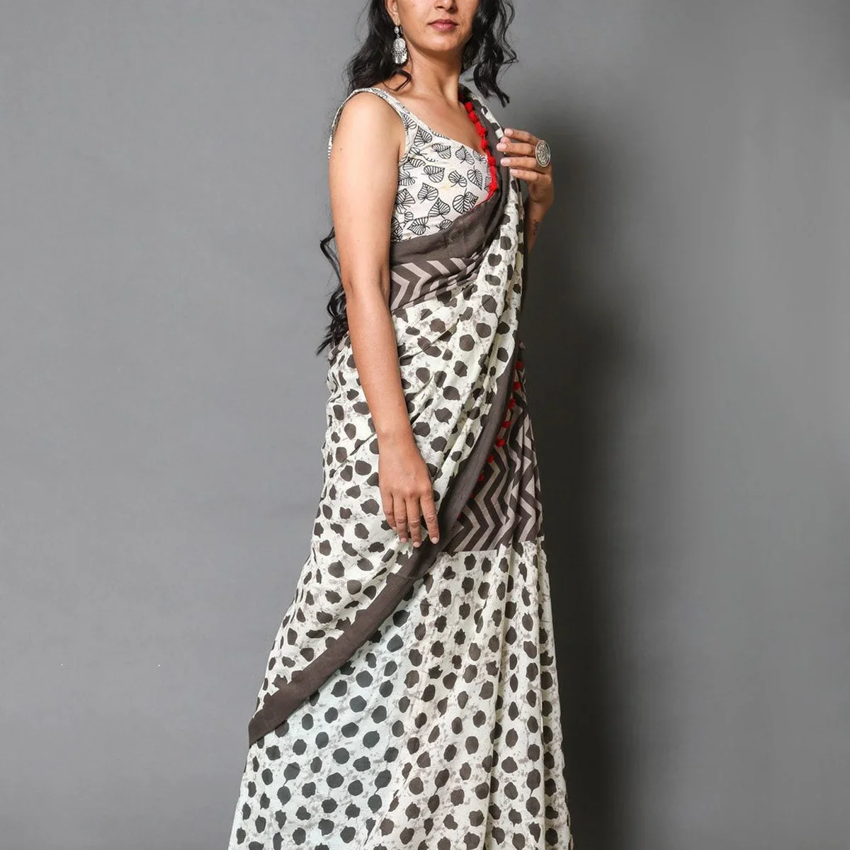 Kshish Block Batik Print Mul Cotton Saree with Blouse
