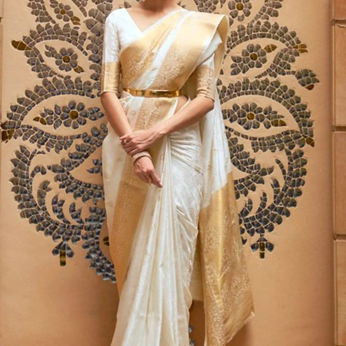 Pearl White Banarasi Saree image 1