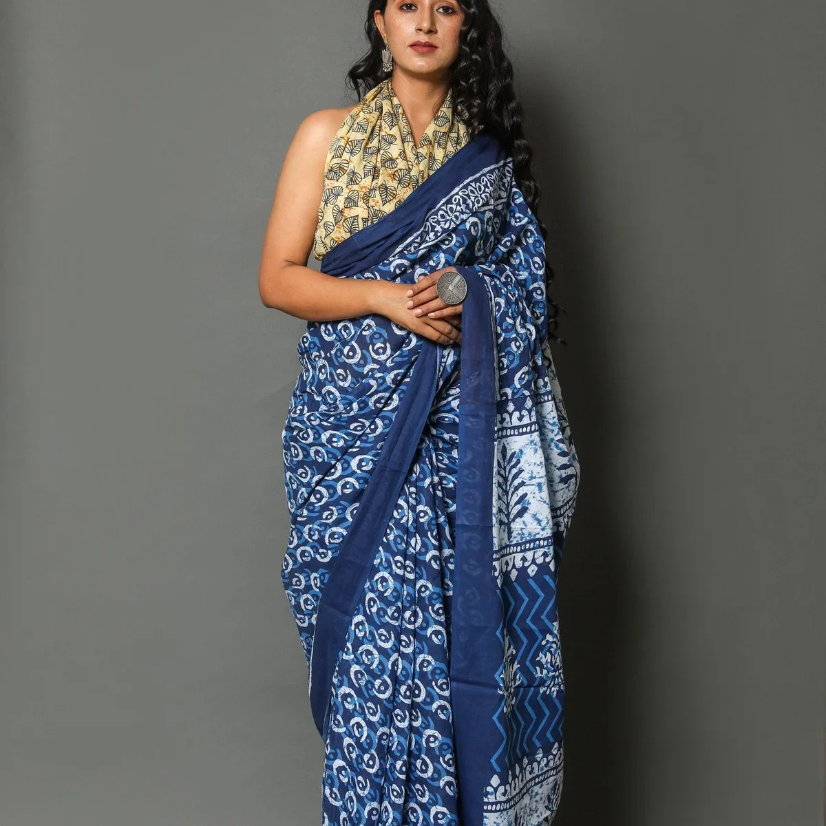 Blue & White Strips Printed Cotton Saree with Blouse Piece image 1