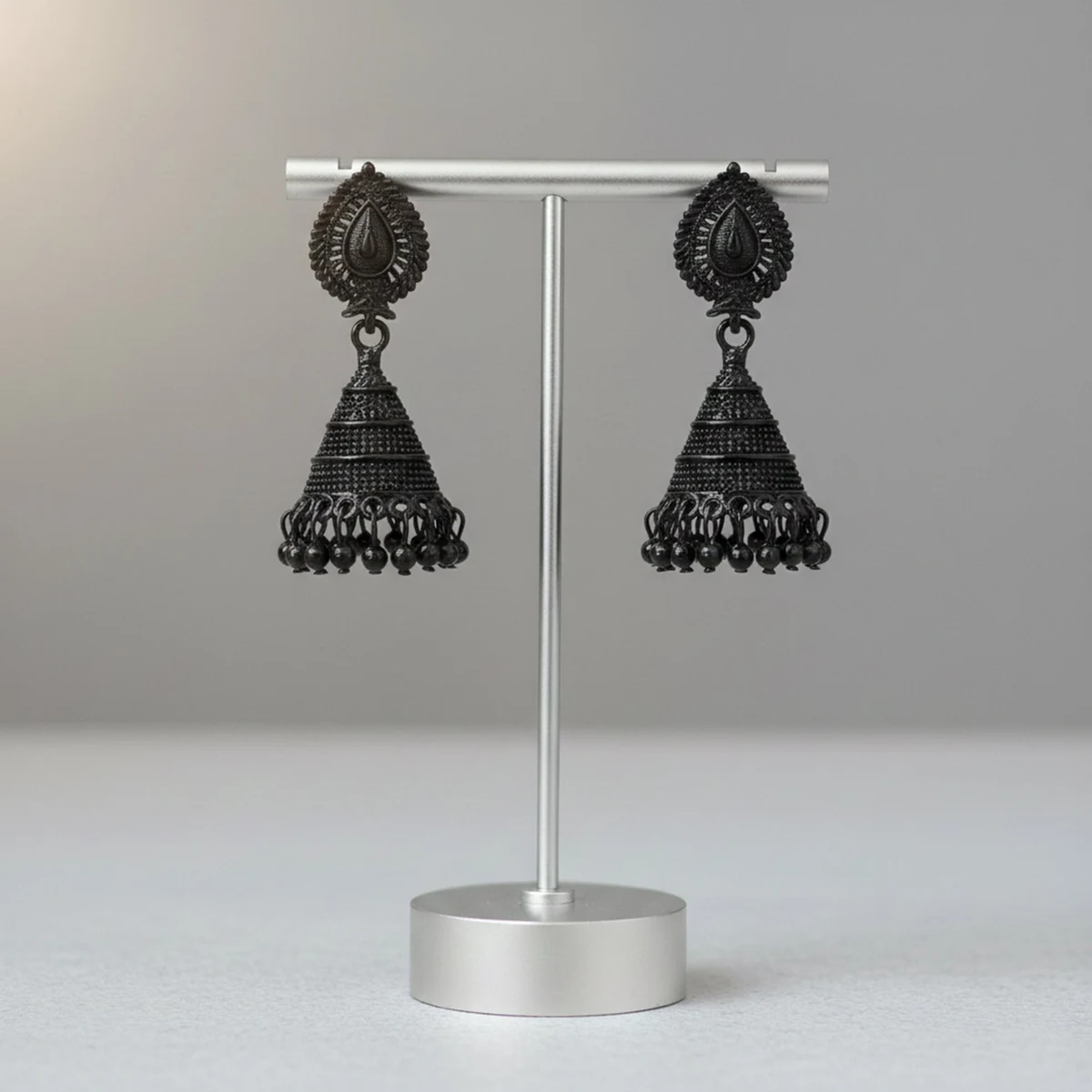 Charcoal Leaf Jhumki thumbnail 4