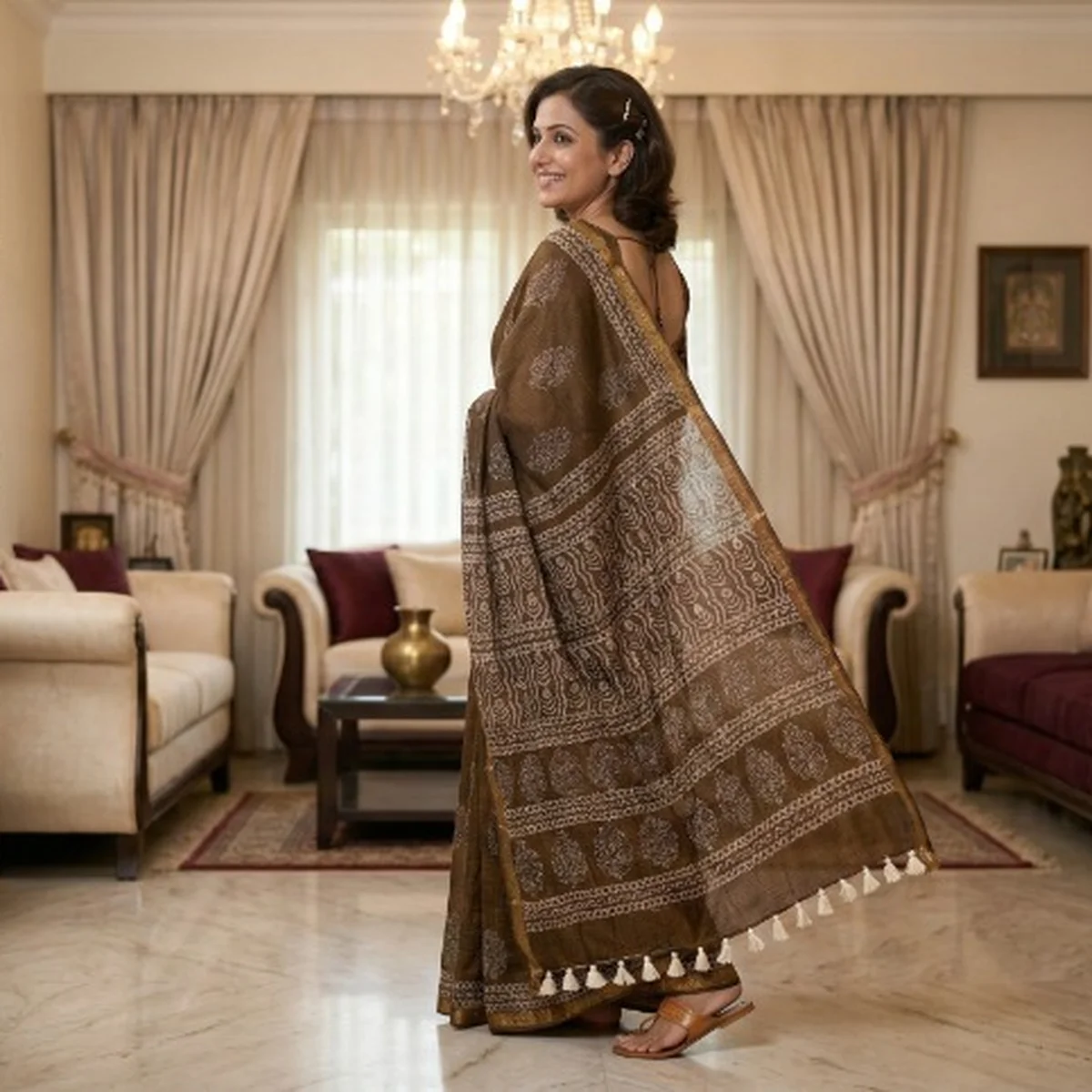 Chocolate Brown Maheshwari cotton Saree thumbnail 2