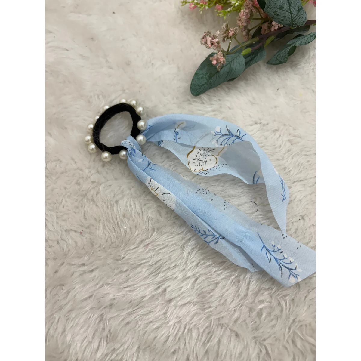PEARL SCRUNCHIES thumbnail 3