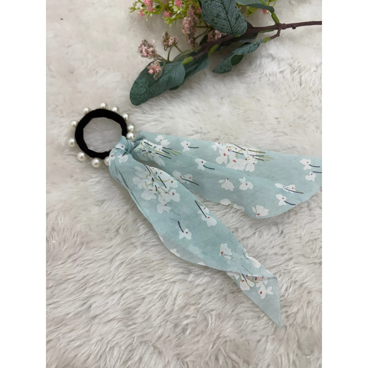 PEARL SCRUNCHIES thumbnail 4