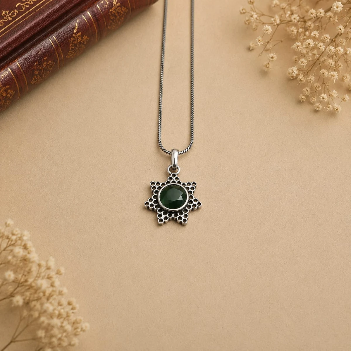 Pendant chain thumbnail 3