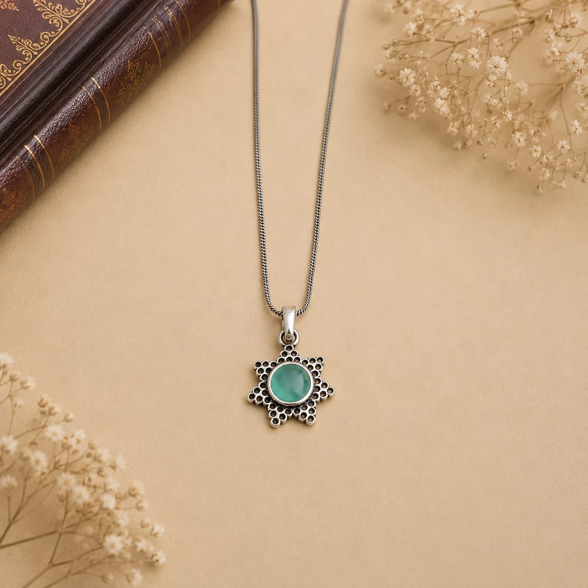 Pendant chain thumbnail 4