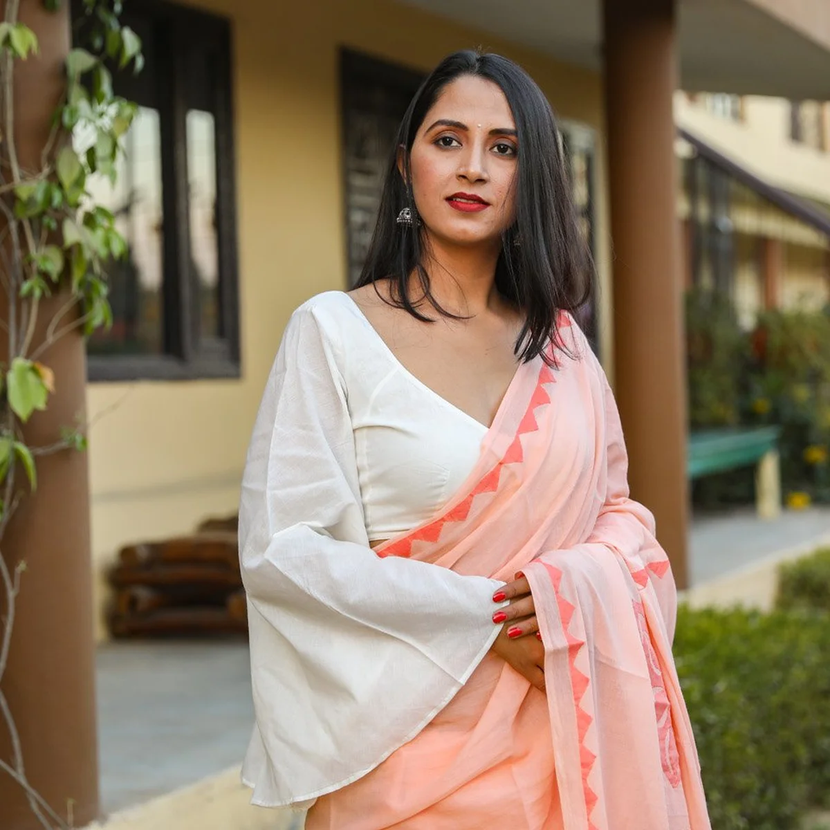 Peach Applique Work Cotton Saree with Blouse Piece thumbnail 4
