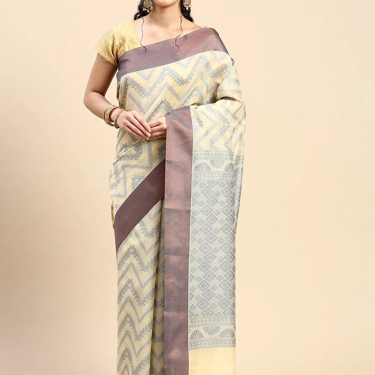 Stylish Copper Jari Sandal & Navy Semi Kora Cotton Saree SK81