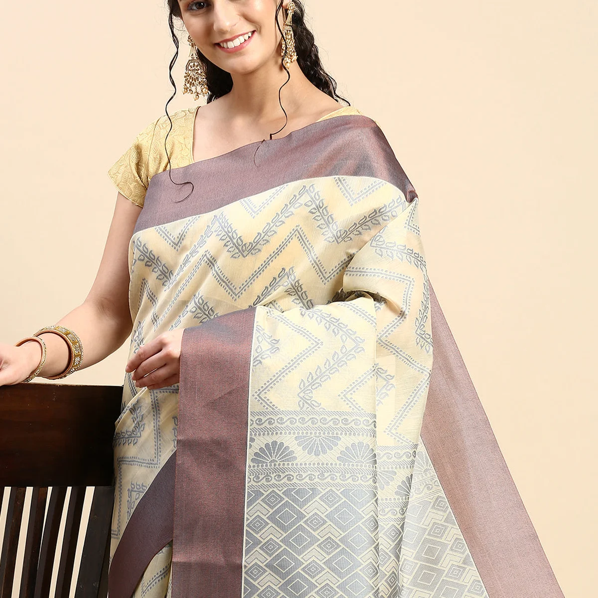 Stylish Copper Jari Sandal & Navy Semi Kora Cotton Saree SK81 thumbnail 2