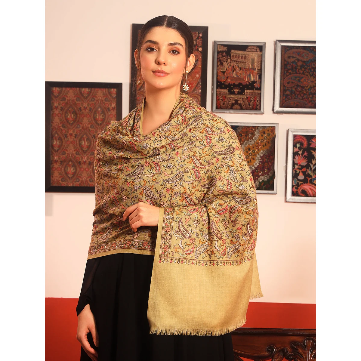 Premium Women’s 100% Pure Wool Sozni Hand Embroidered Stole (Size: 71x203 cm)