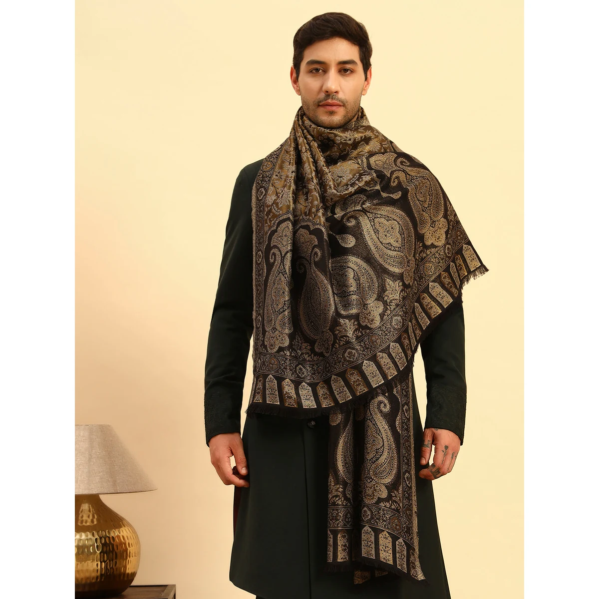 Premium Men Hunar Zari Kaani Fine Wool Shawl (Size-101x203cm) thumbnail 3