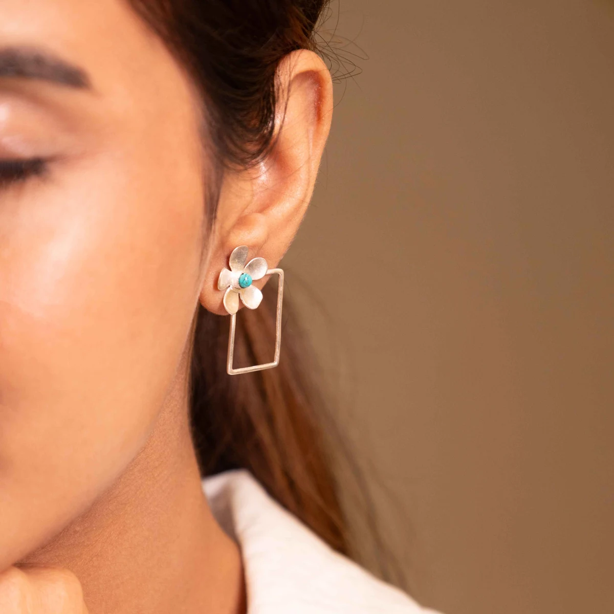 Premium Moh Bloom Frame Stud Earrings thumbnail 2