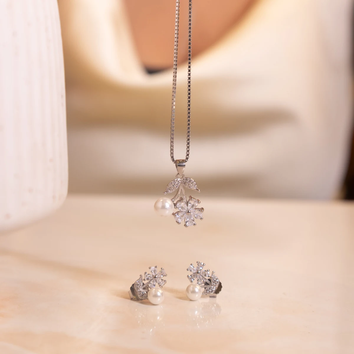 Premium Adya Soft Bloom Pearl Necklace Set