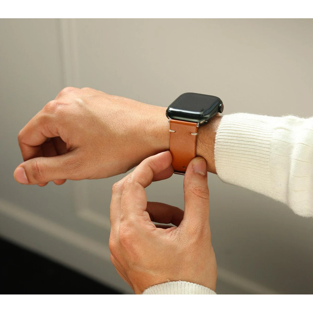 Premium APPLE WATCH STRAP - CLASSIC