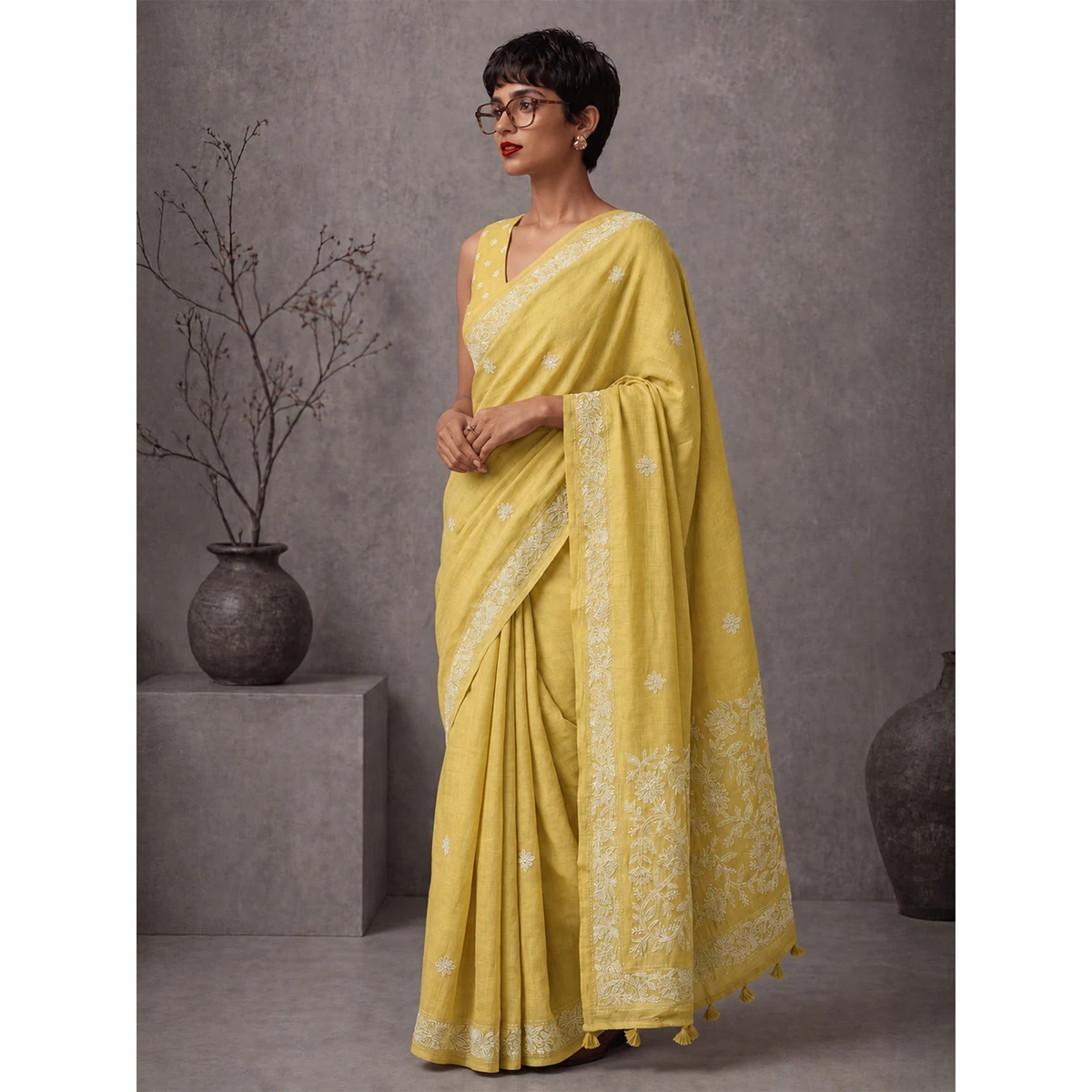 Premium Embellished Embroidered Linen Blend Handloom Bhagalpuri Saree thumbnail 4