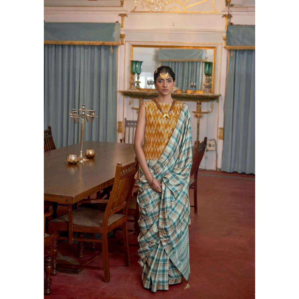 Premium Linobloom Linen Saree for Wedding Wear thumbnail 3