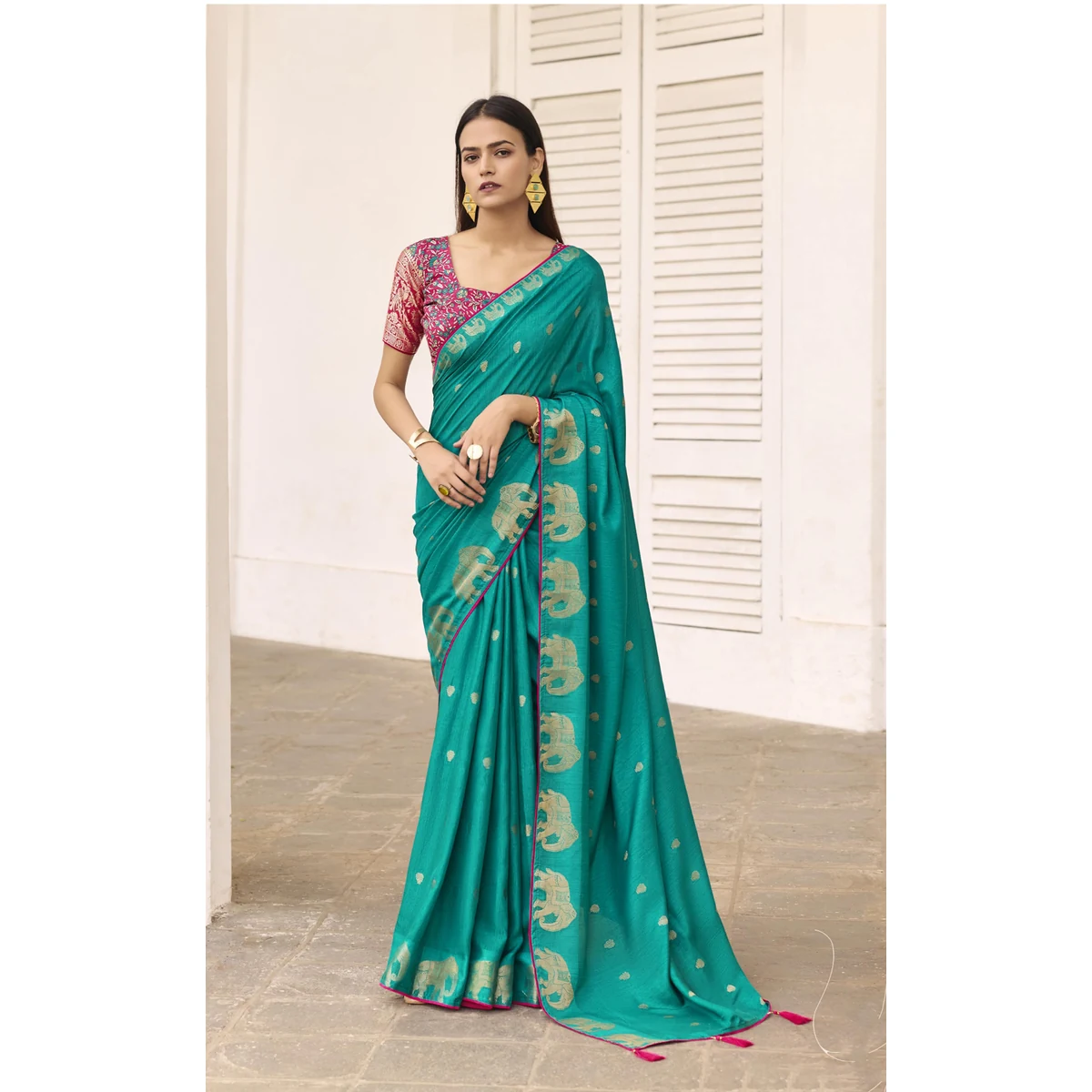 Premium Silk Woven Designer Saree with Traditional Elephant Motifs thumbnail 3