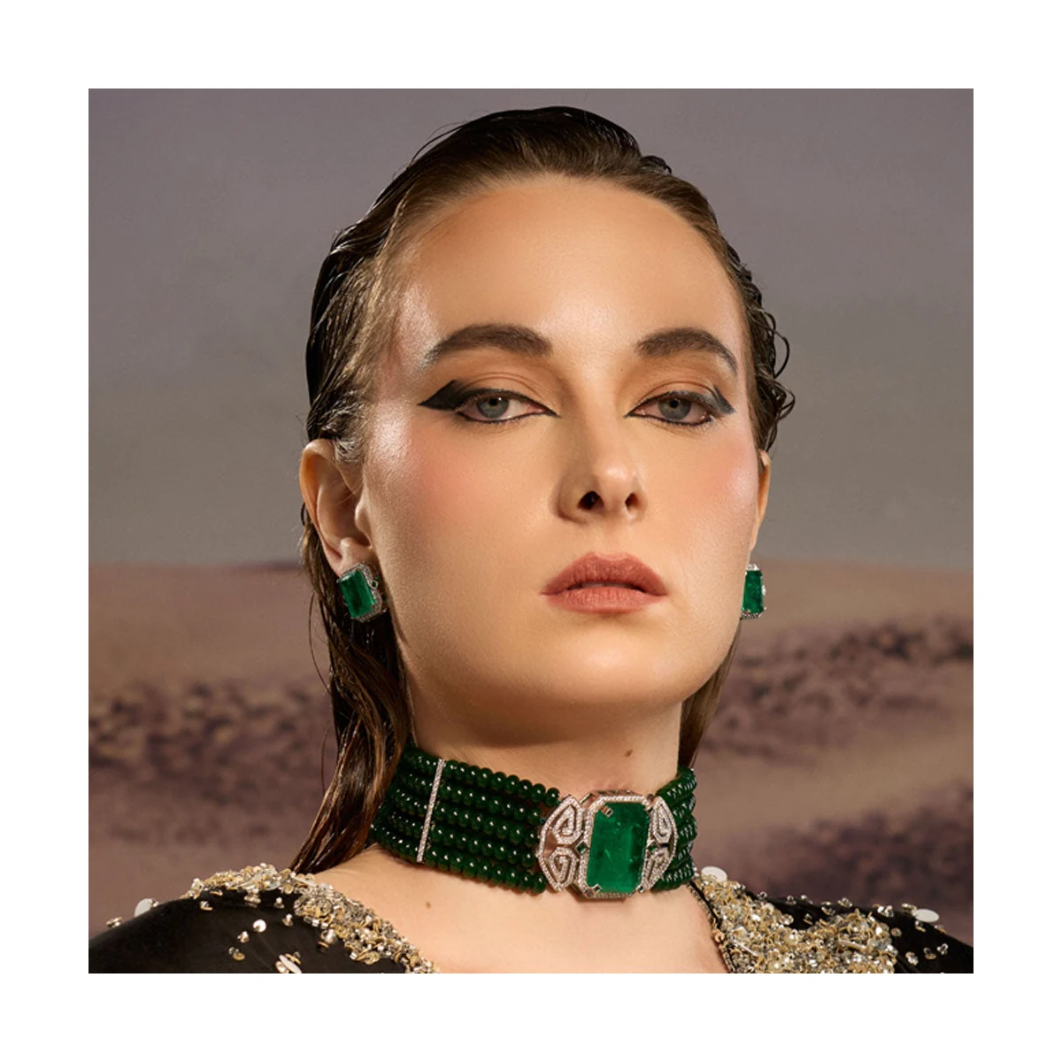 Premium Selena choker set thumbnail 3