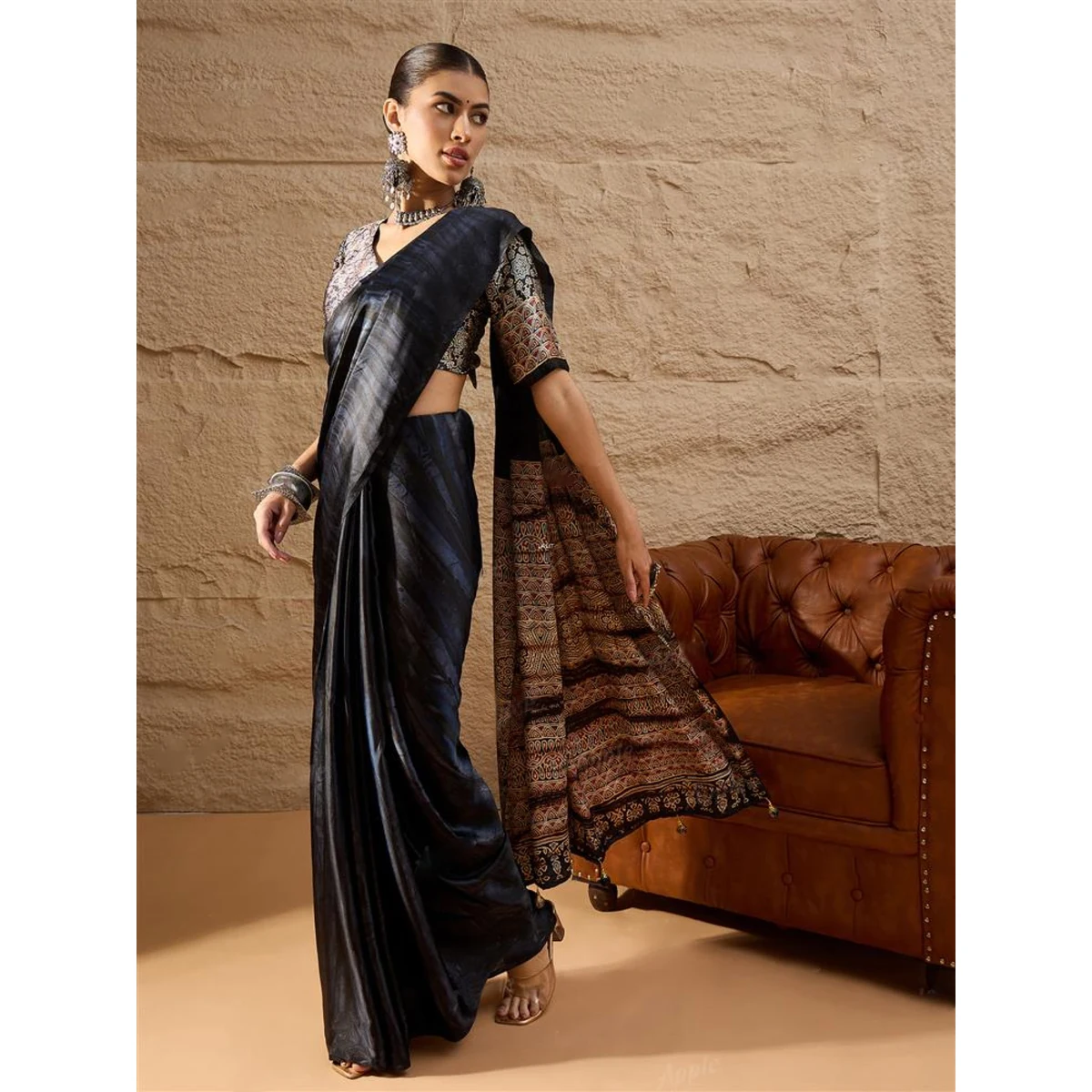 Premium Italiva Elegance Silk Saree For Daily Wear thumbnail 2