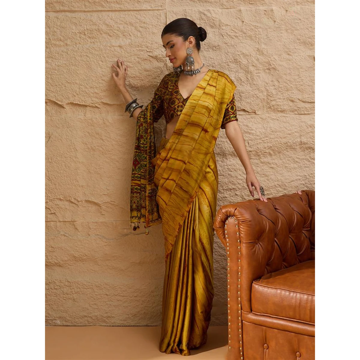 Premium Italiva Elegance Silk Saree For Daily Wear thumbnail 4