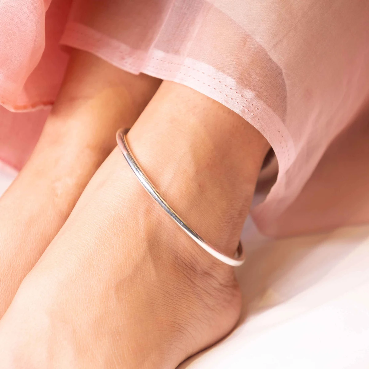 Premium Anvaya Everyday Fine Ankle Kada
