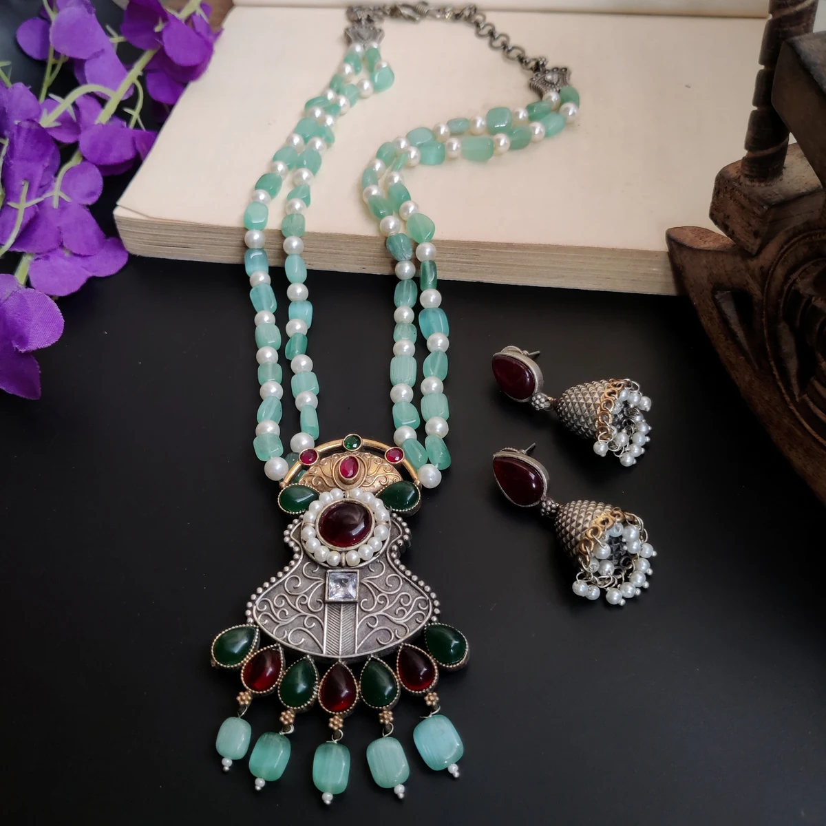 Premium Necklace thumbnail 3