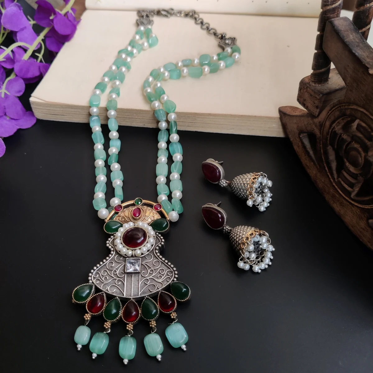 Premium Necklace thumbnail 4