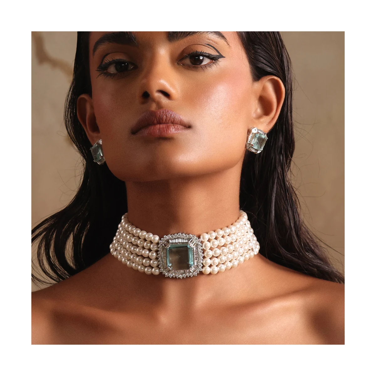 Premium Serena - Aqua Blue Stone Pearl Choker thumbnail 2