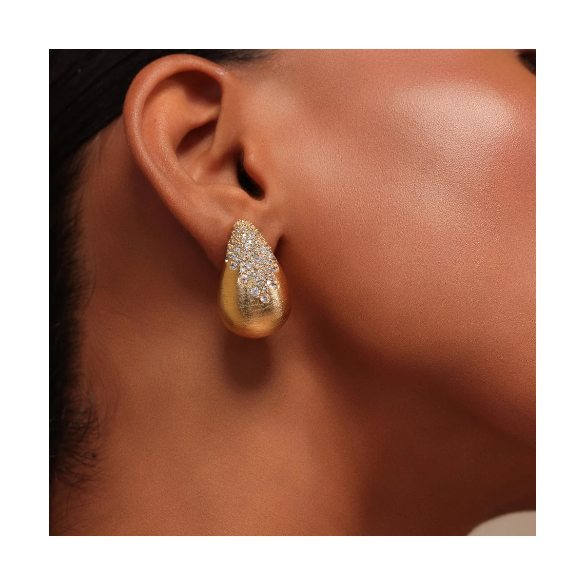 Premium Rhea Stud Earrings thumbnail 2