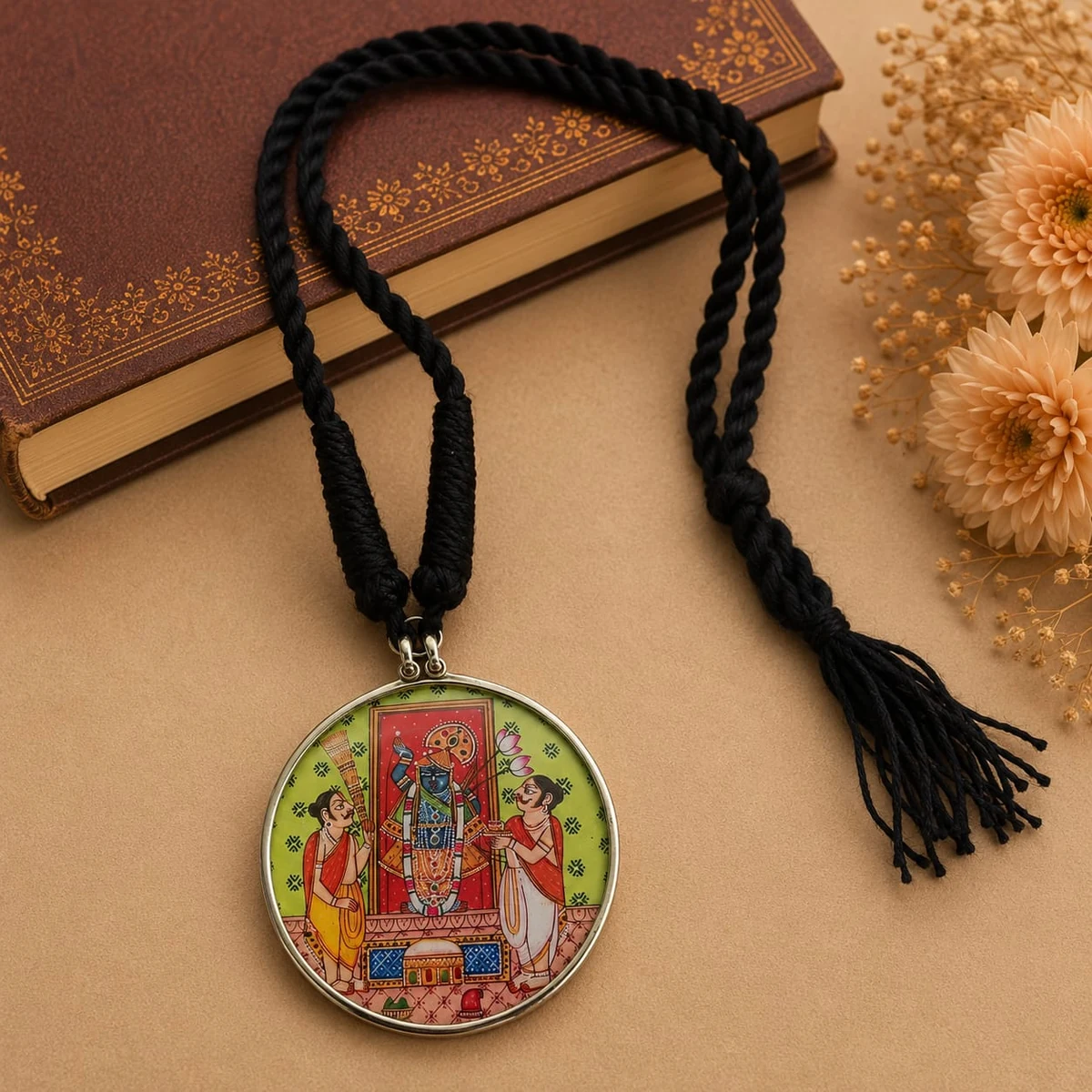 Premium Pichwai Work Rajasthani Miniature Art Thread Necklace thumbnail 3