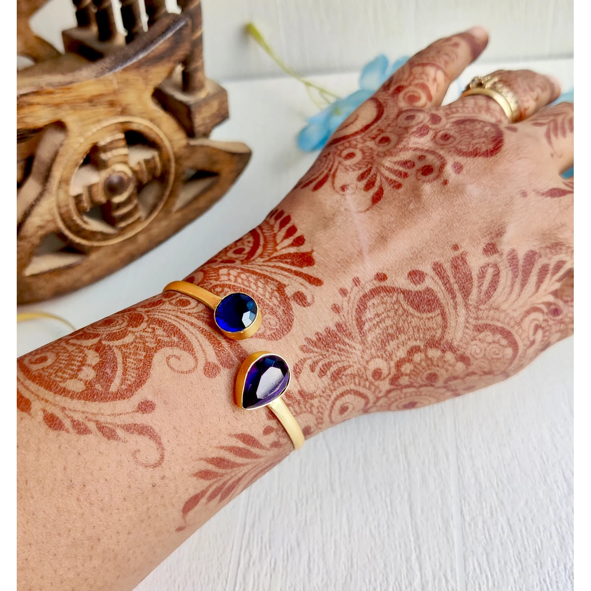 Premium Fiona Minimalist gold polish Bracelet