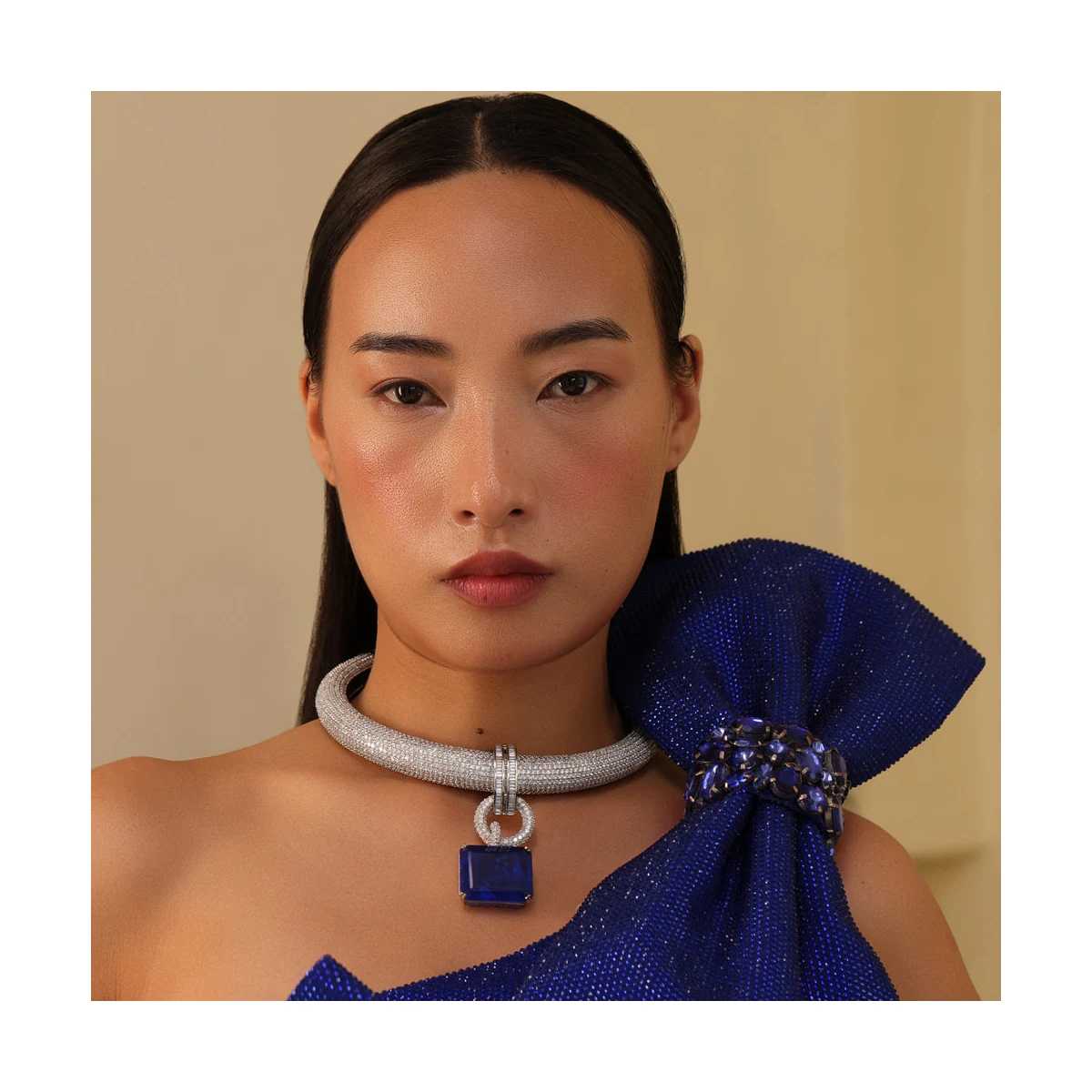 Premium Madelyn Necklace thumbnail 4