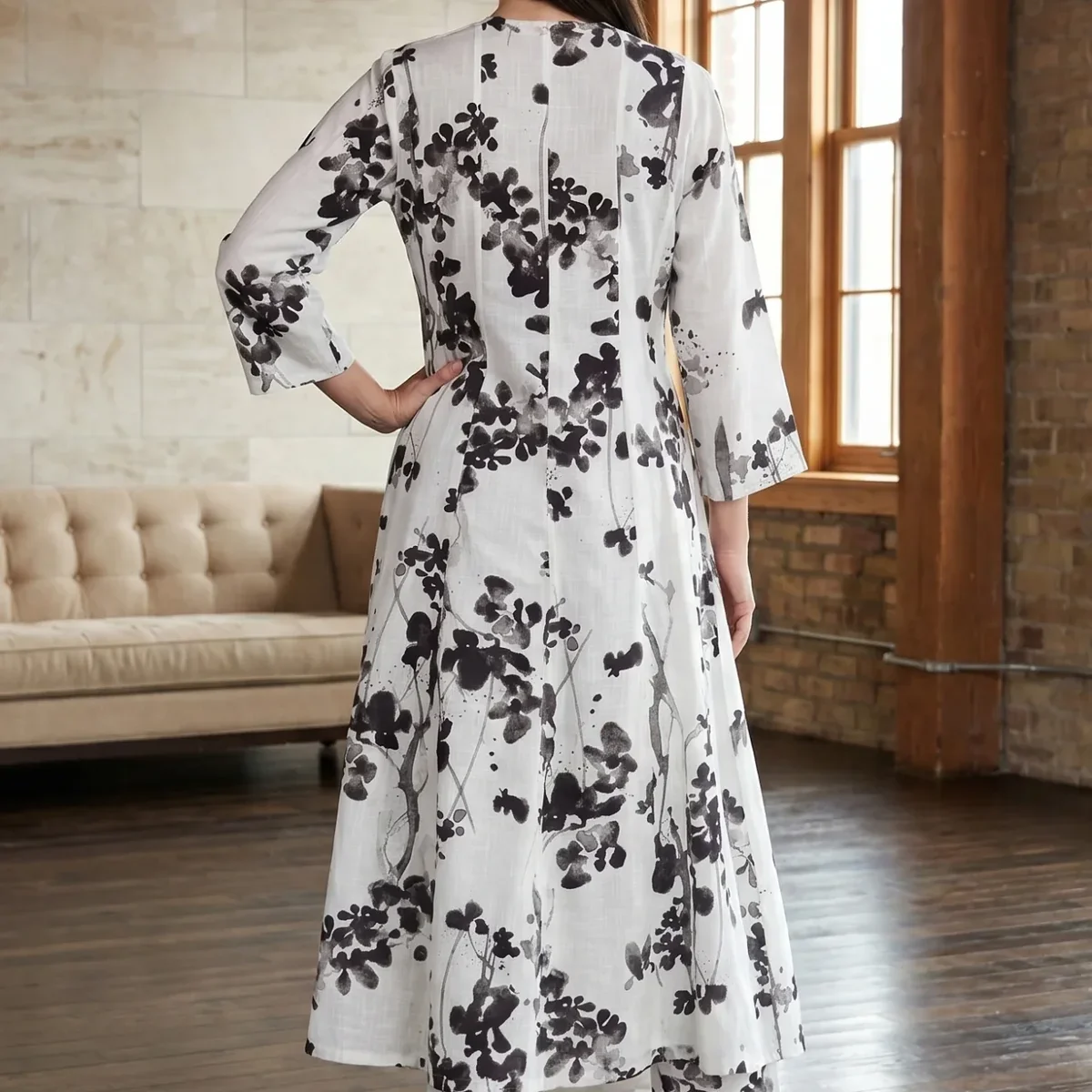 White Floral Printed Pure Cotton Straight Kurta With Pants and Dupatta Set thumbnail 4
