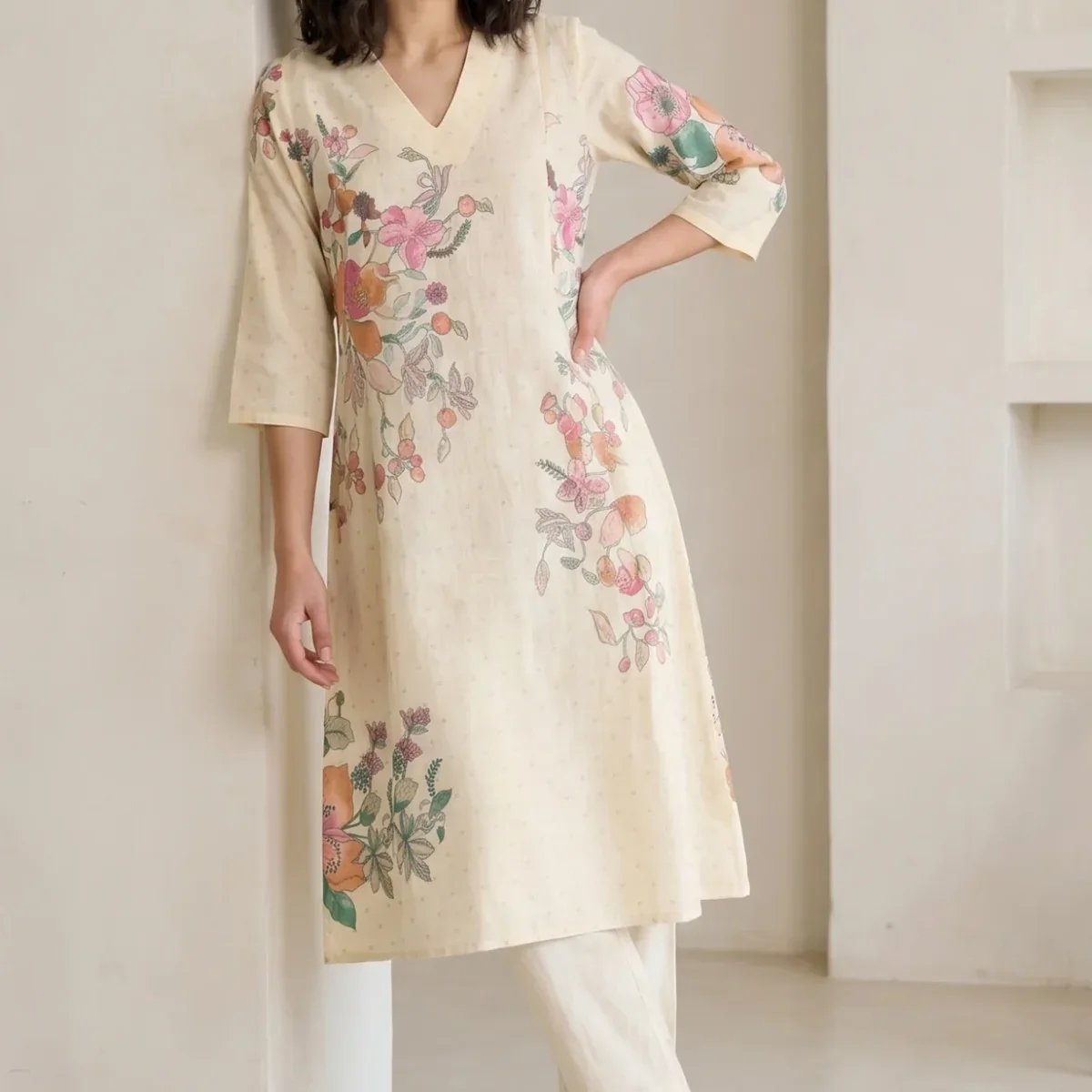 Beige Floral Printed Pure Cotton A-line Kurta with Pants Co-ord Set thumbnail 4