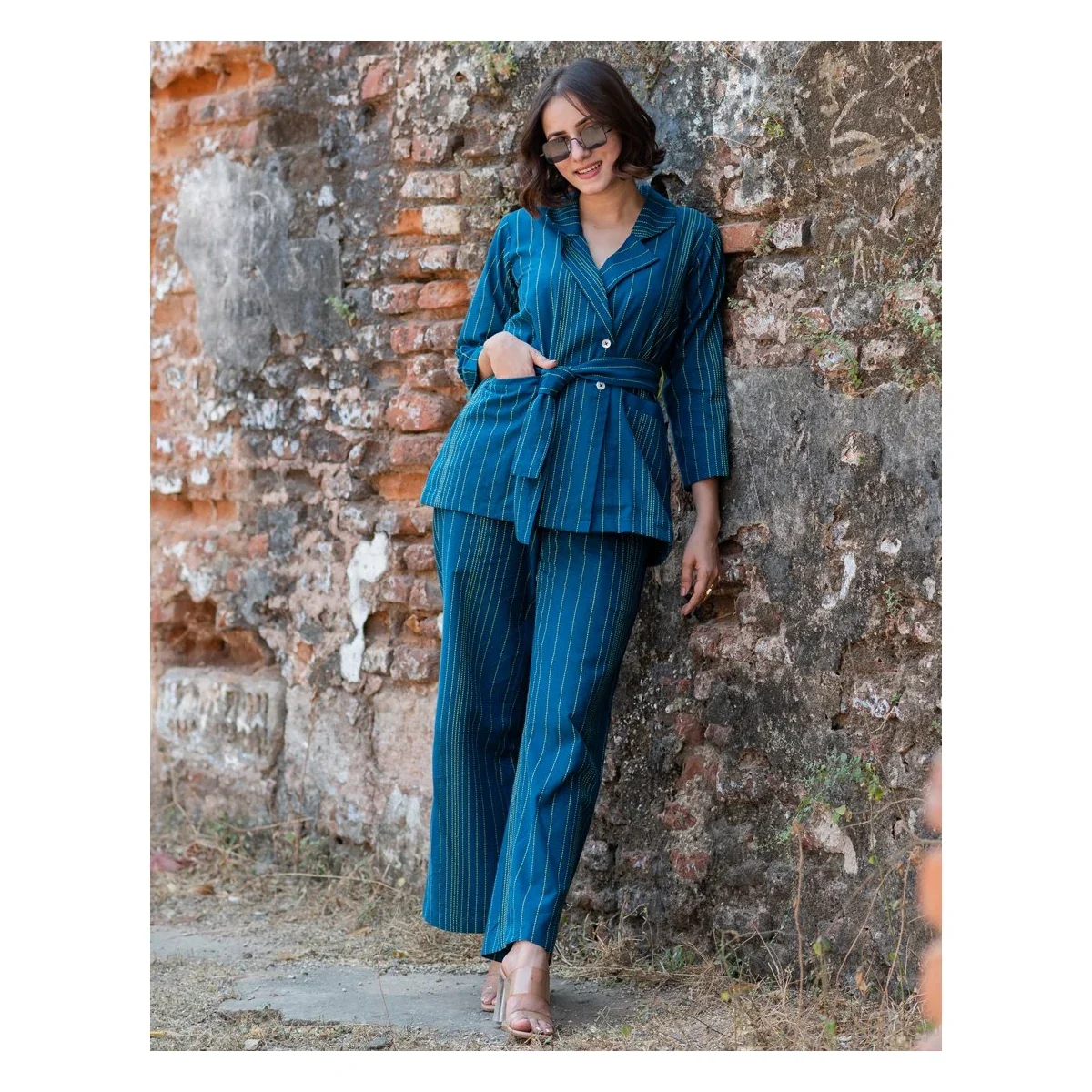 Premium Peacock Blue Blazer Co-ord Set thumbnail 3
