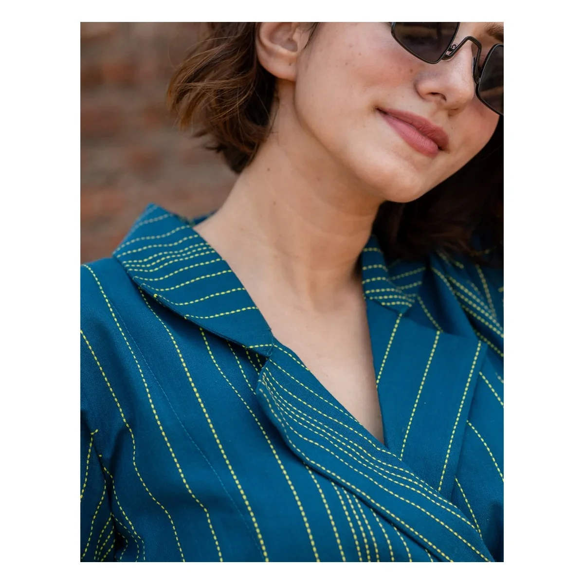 Premium Peacock Blue Blazer Co-ord Set thumbnail 4