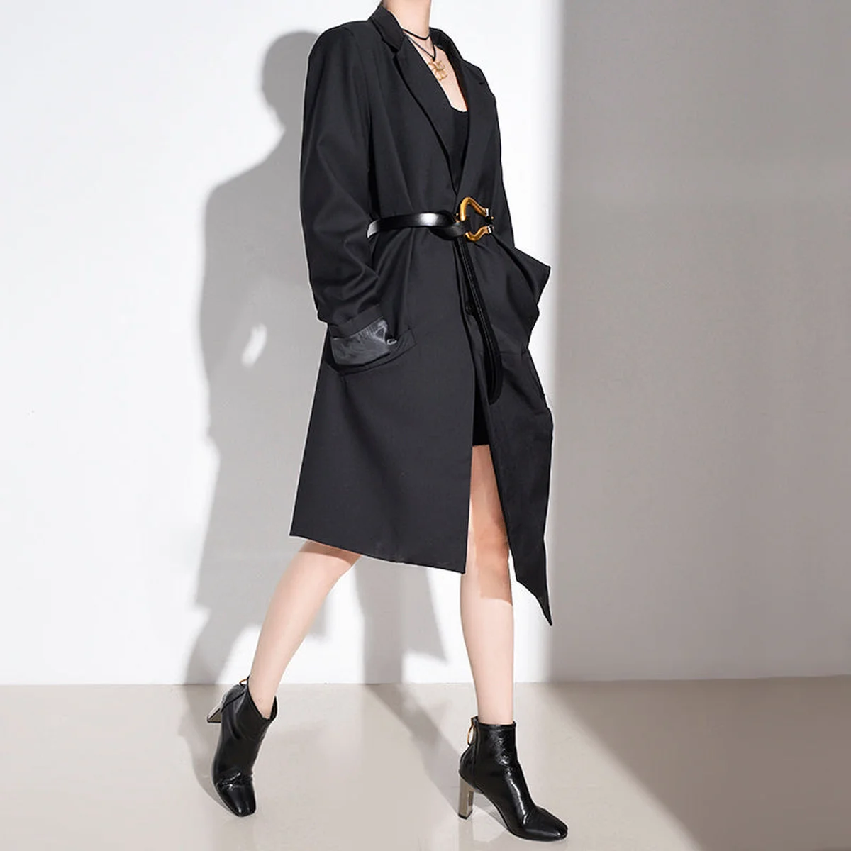 Women Fashion Long Sleeve Loose Fit Windbreaker - Image 1