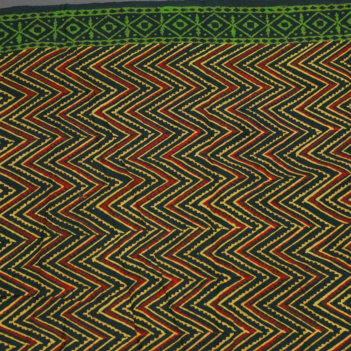 Bottle Green Zikzak Print Cotton Salwar Suit Set Material thumbnail 4