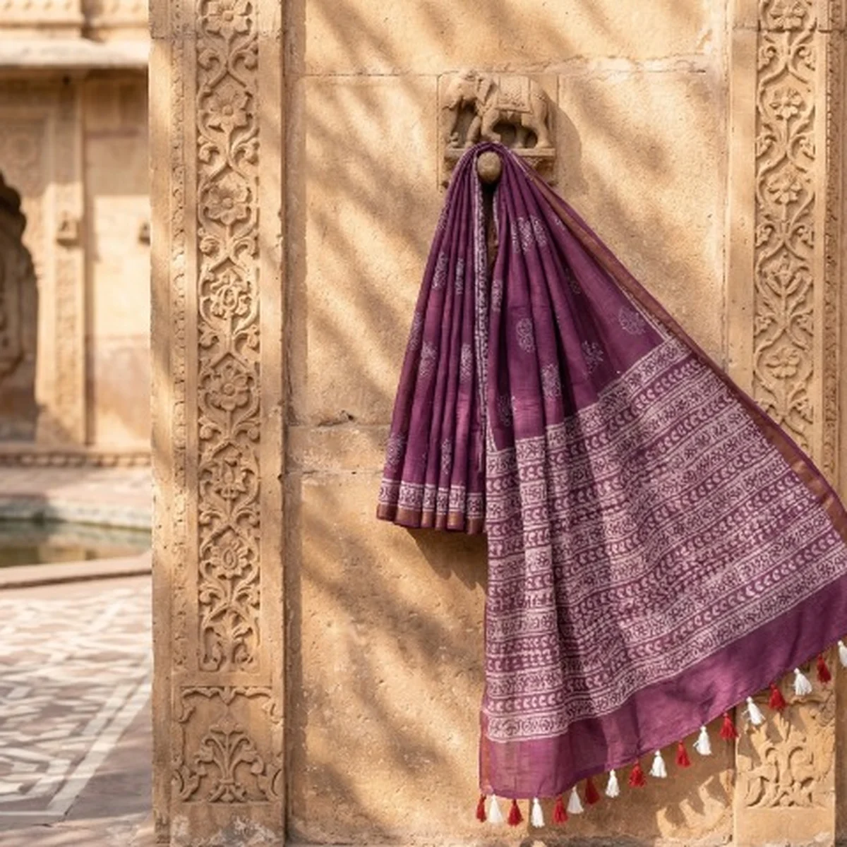 Wine Purple Maheshwari Cotton Saree thumbnail 4