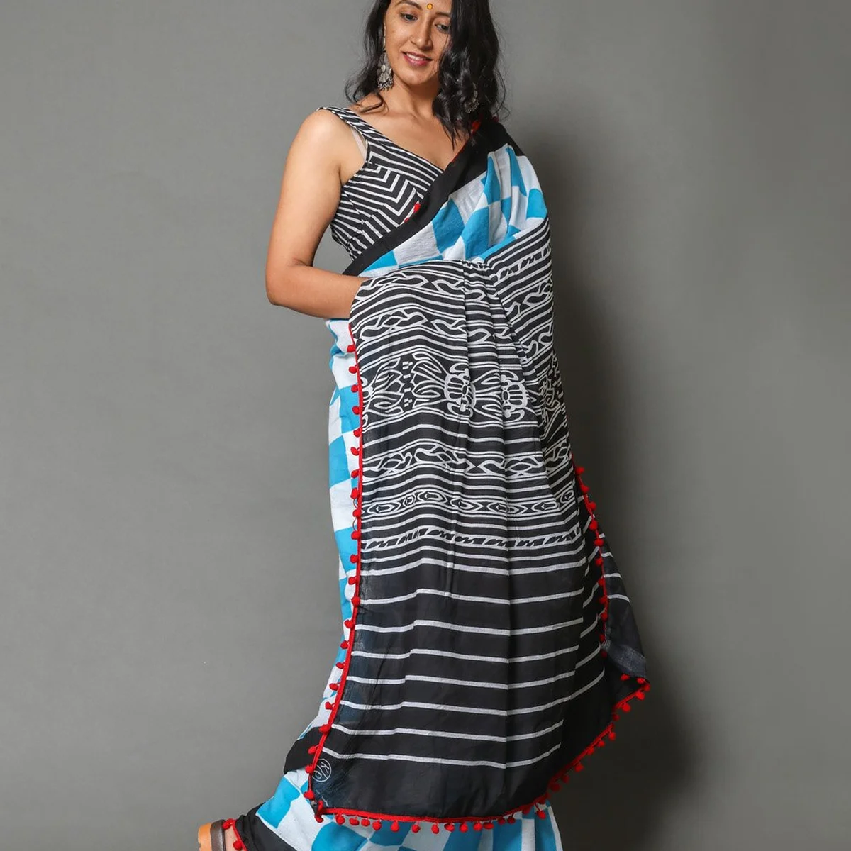 Turquoise & Black Checks Block Print Cotton Saree with Blouse thumbnail 2