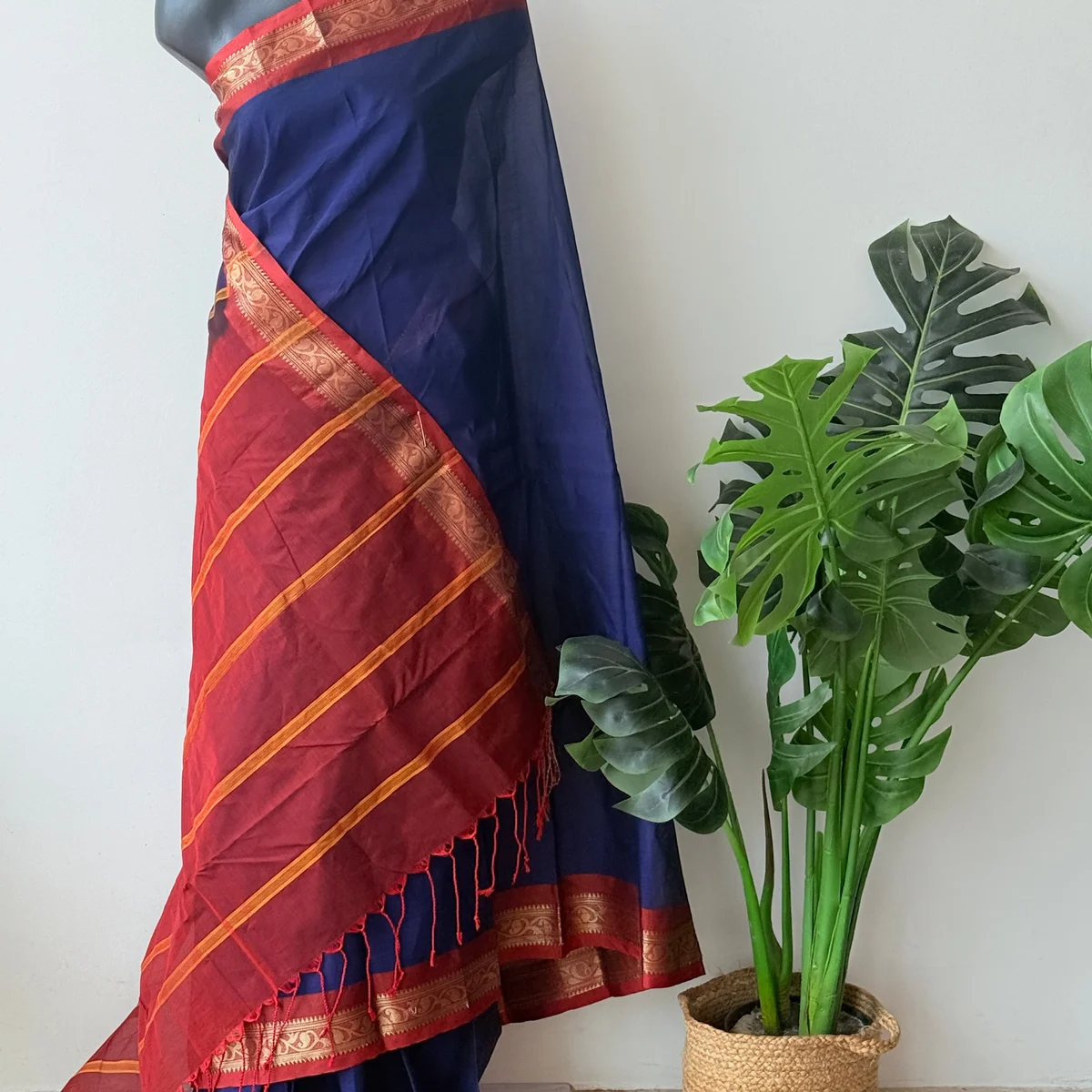 Weaving border poly cotton saree thumbnail 2