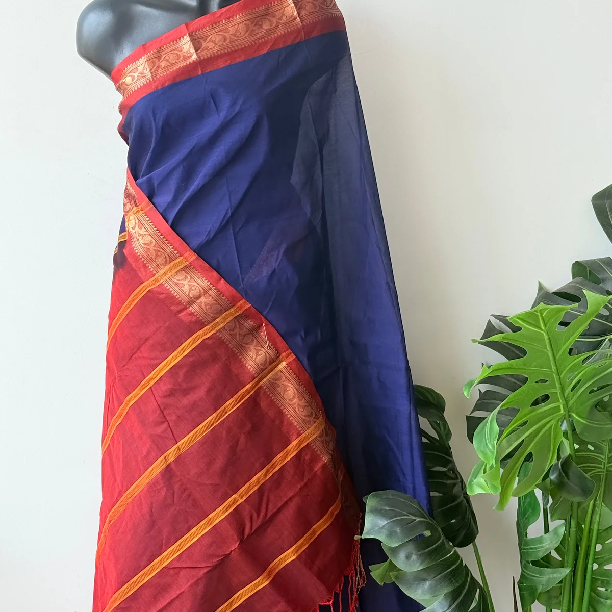 Weaving border poly cotton saree thumbnail 3