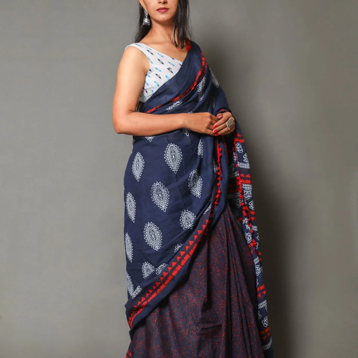 Blue Half-half jaal & Block Print Mul Cotton Saree with Blouse thumbnail 2