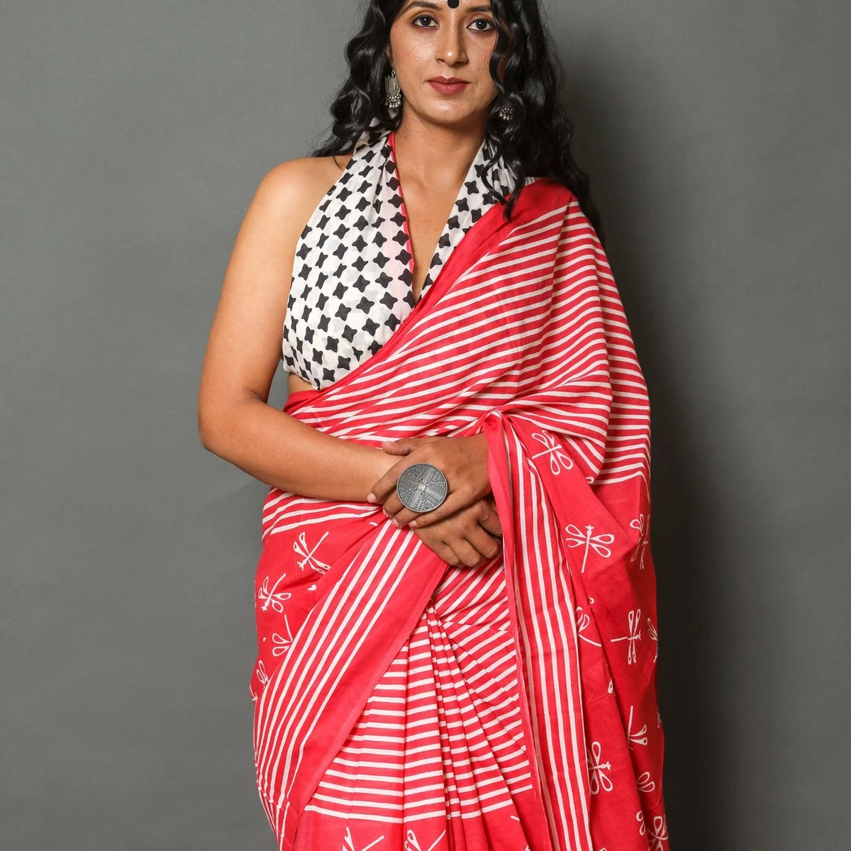 Pink Dragon Fly Block Print Cotton Saree with Blouse Piece thumbnail 4