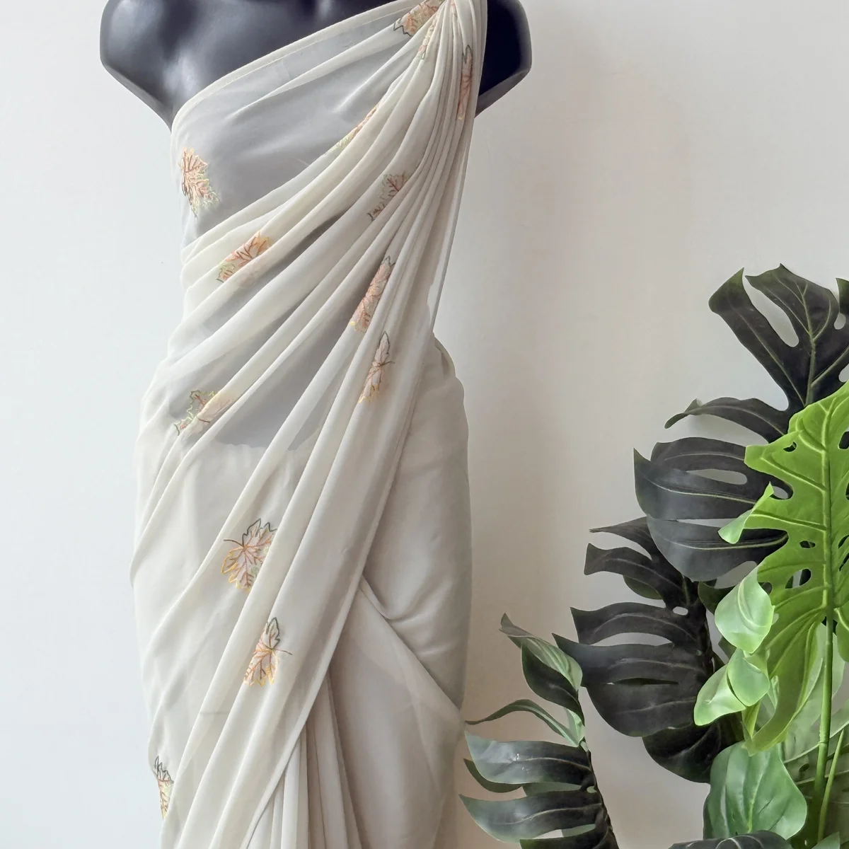 Pastel green maple leaf emb georgette saree thumbnail 4