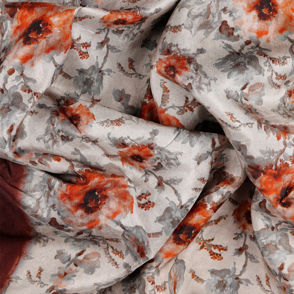 Women Grey & Maroon Floral Printed Dola Semi Weaving Printed Saree DSP04 thumbnail 3