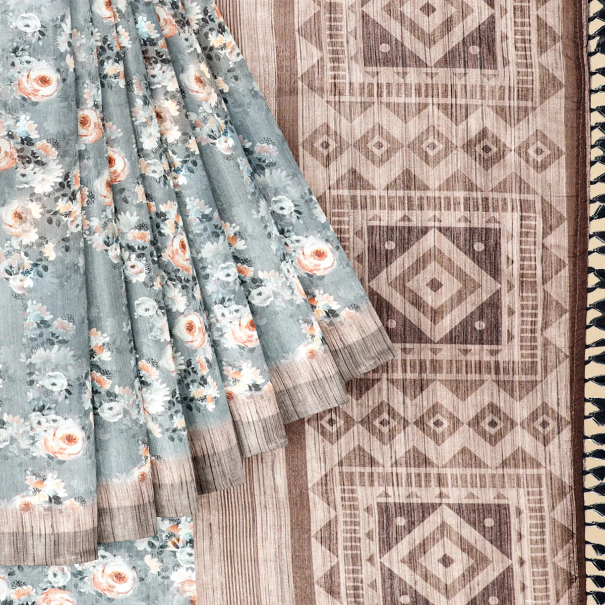 Semi Cotton Blue Colour Flower Printed Saree CPS20 thumbnail 3