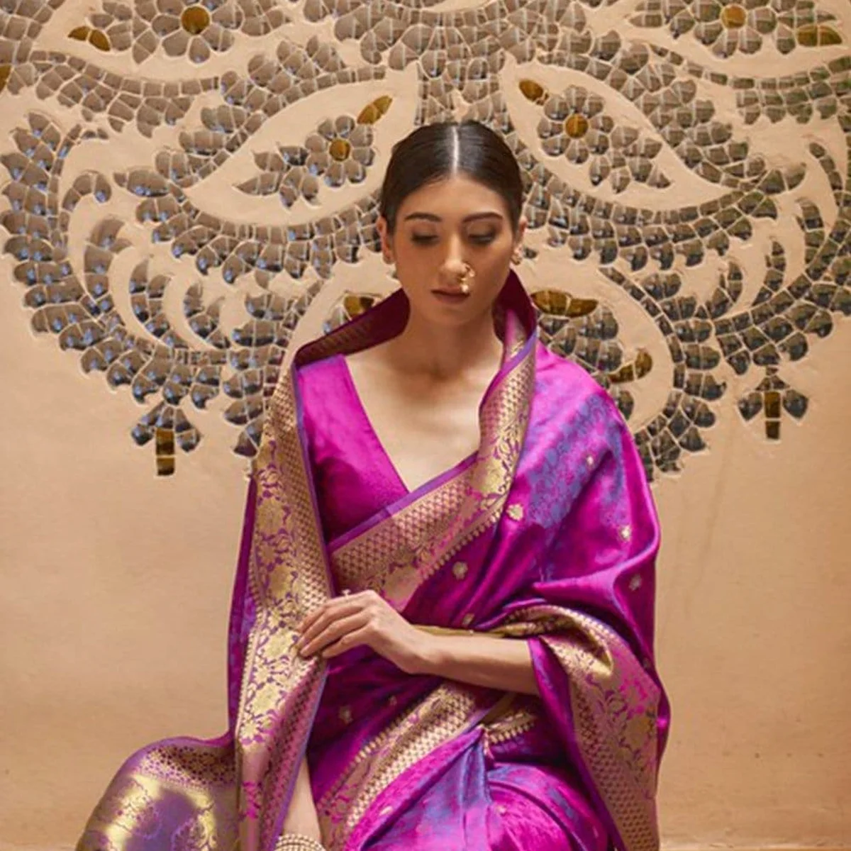 Winterberry Purple Banarasi Silk Saree With Blouse Piece thumbnail 3