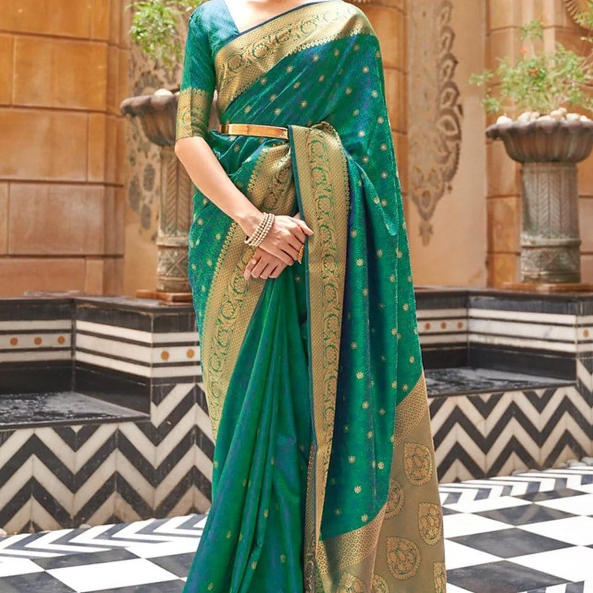 Castleton Green Banarasi Saree - Image 1